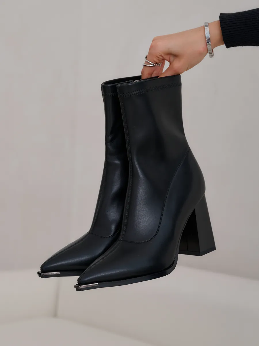 Ботильоны на каблуке